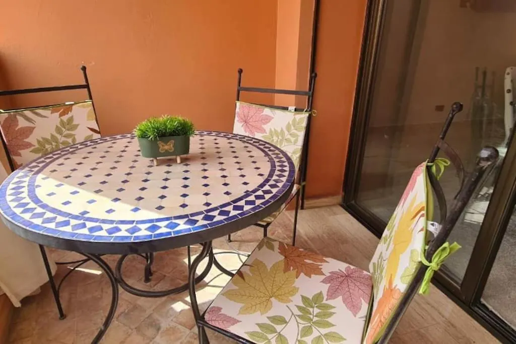 Appartement 2 Chambres En Plein Centre Ville Gueliz Marrakech Марракеш Апартаменты